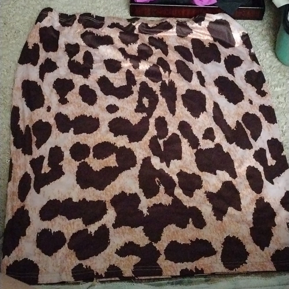 Stretchy 4XL Shein Leopard print pencil shirt - Picture 1 of 3
